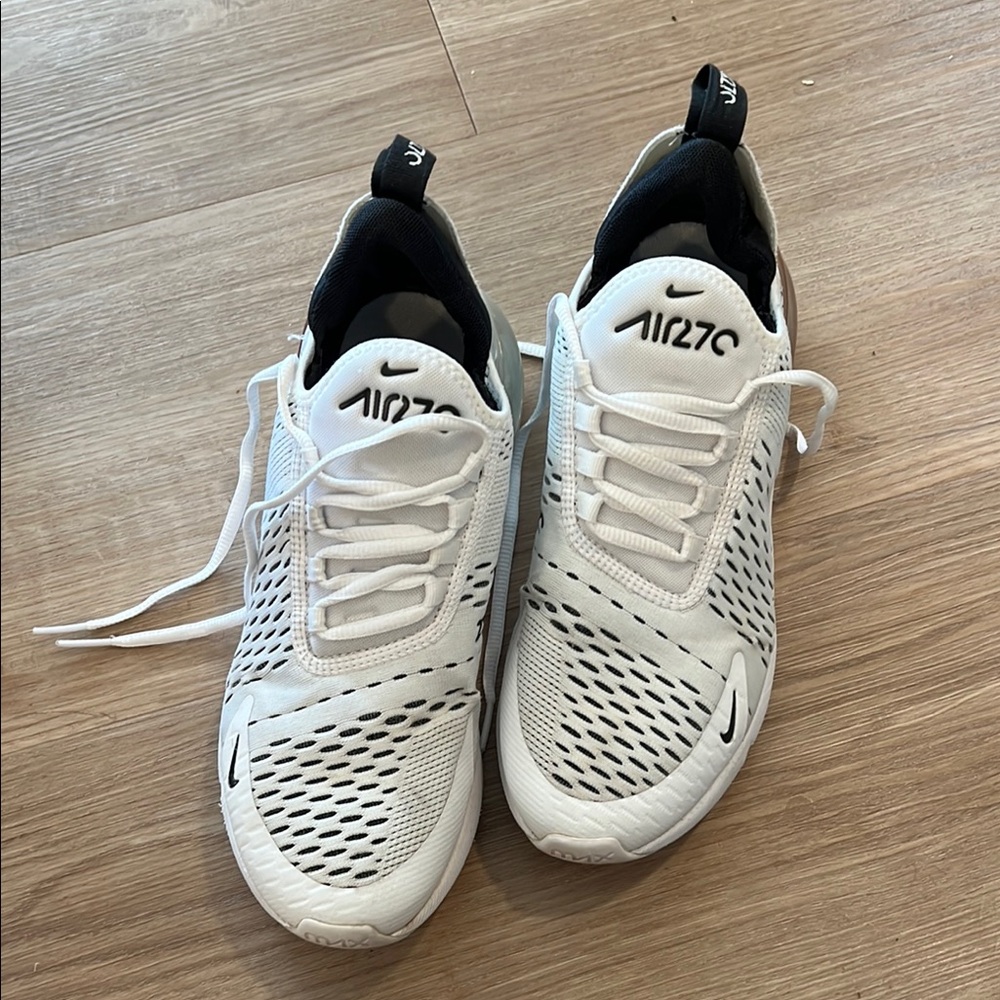 Nike White and Black Athletic Shoes with Breathable Mesh